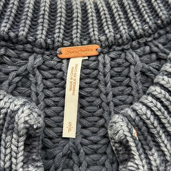 Free People women’s Charcoal Knit Sweater Sweet Nothing Cardigan Size Small - Picture 2 of 11